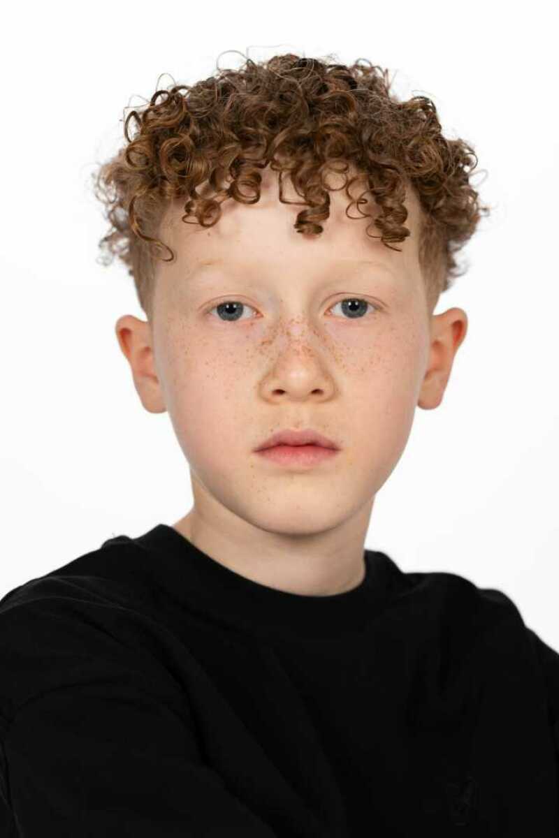 ZAZA Casting model ID: 27885