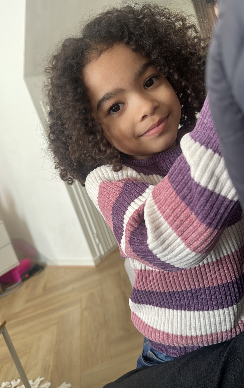 ZAZA Casting model ID: 27886