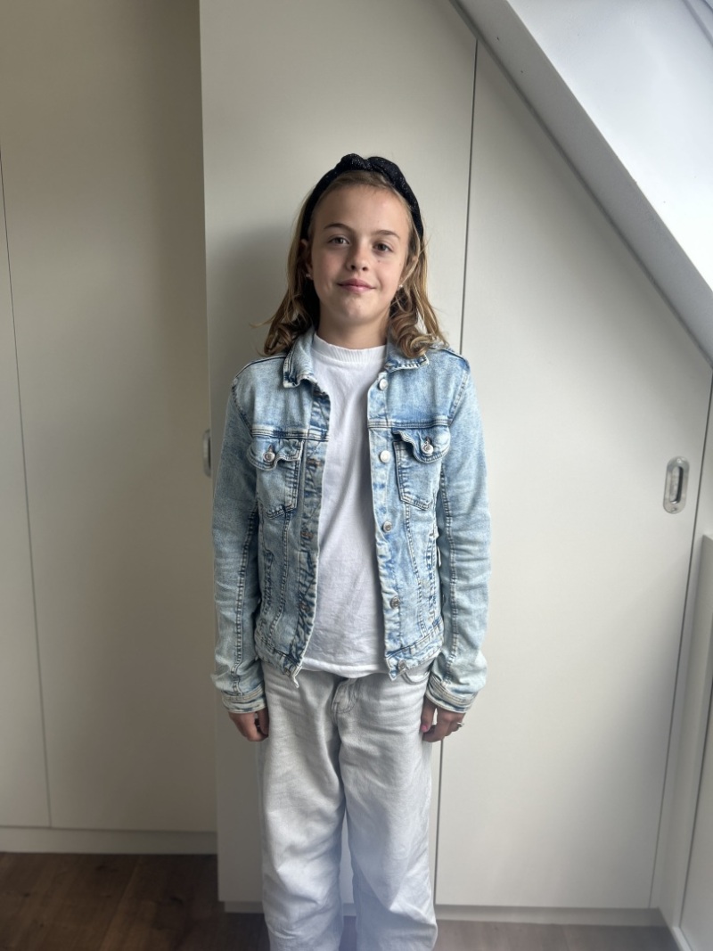 ZAZA Casting model ID: 27958