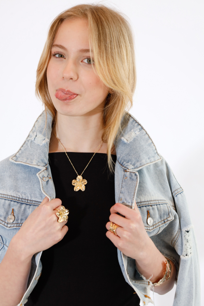 ZAZA Casting model ID: 27289