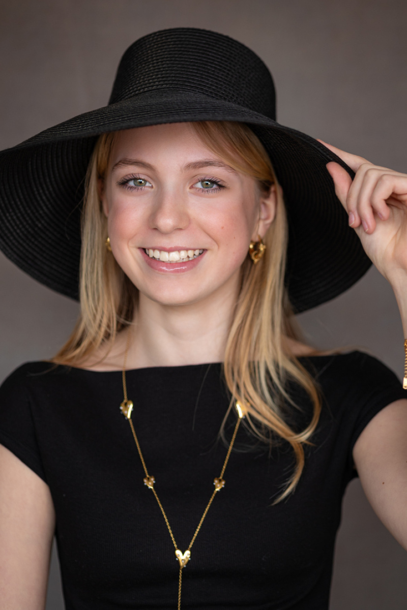 ZAZA Casting model ID: 27289