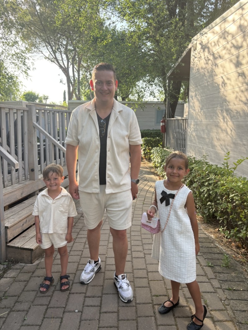 ZAZA Casting familie ID: 1590