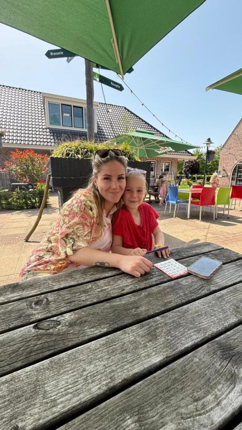 ZAZA Casting familie ID: 1196