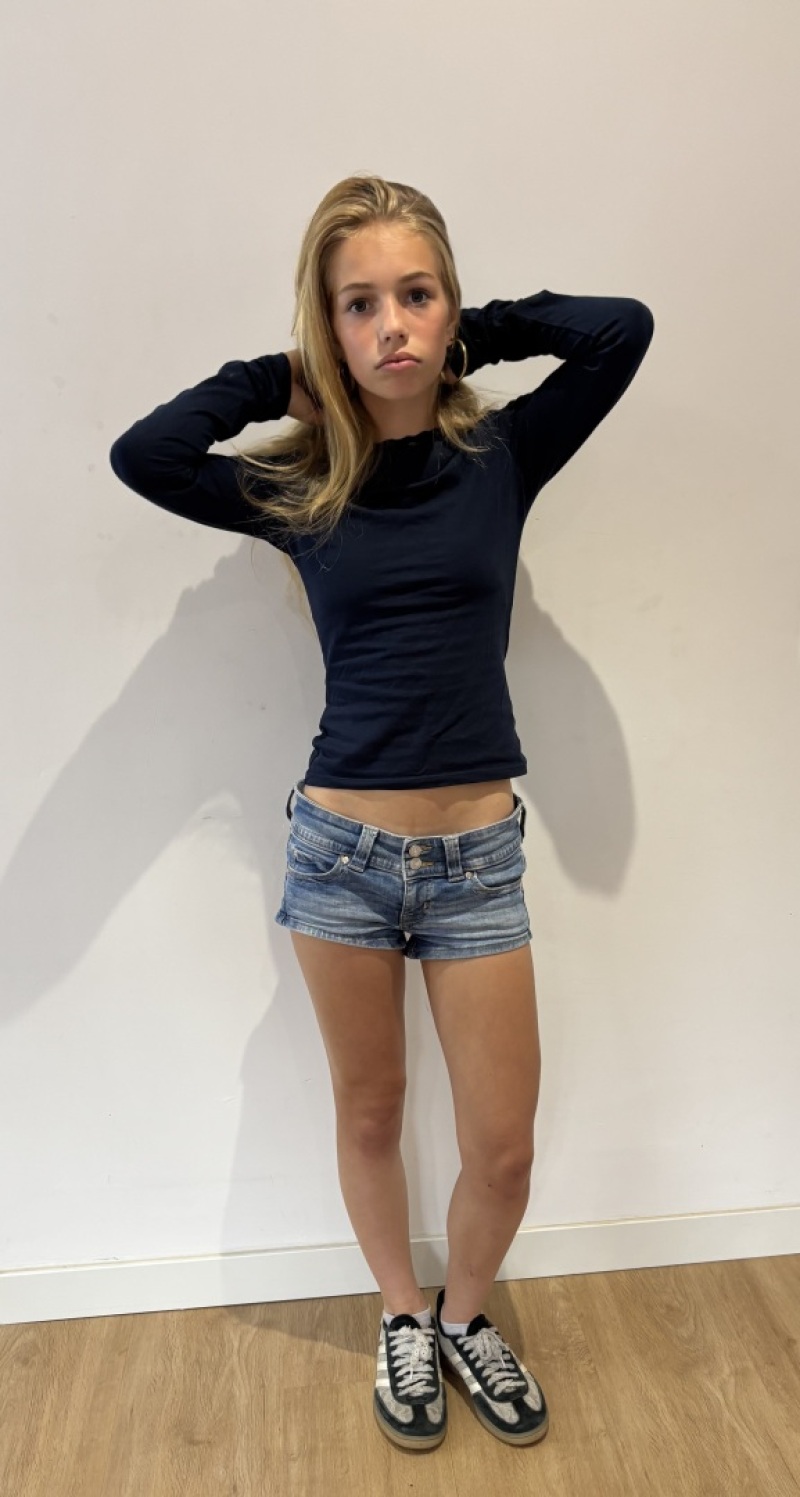 ZAZA Casting model ID: 25297