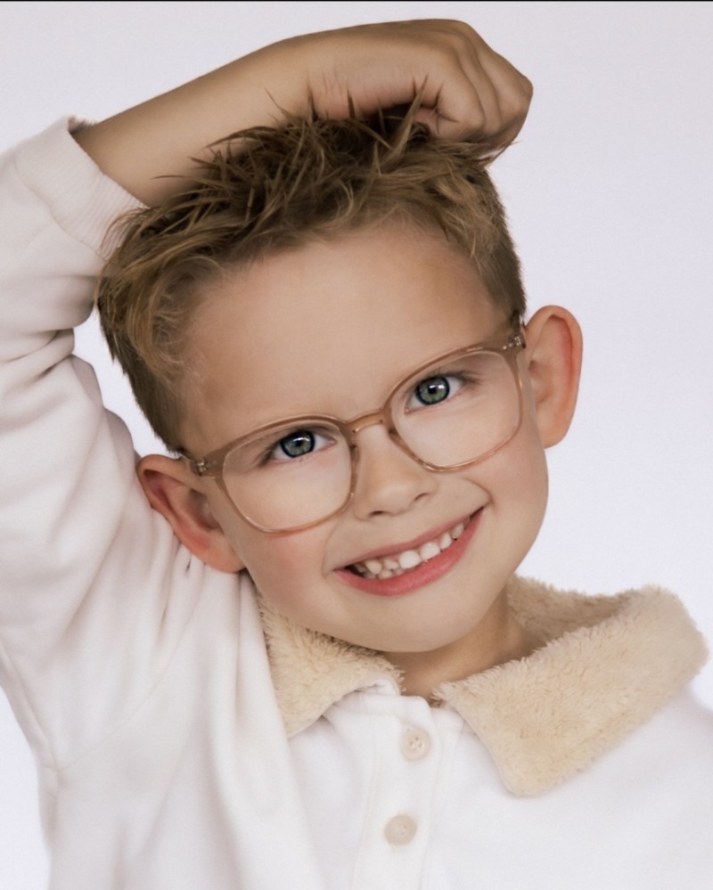 ZAZA Casting model ID: 24082