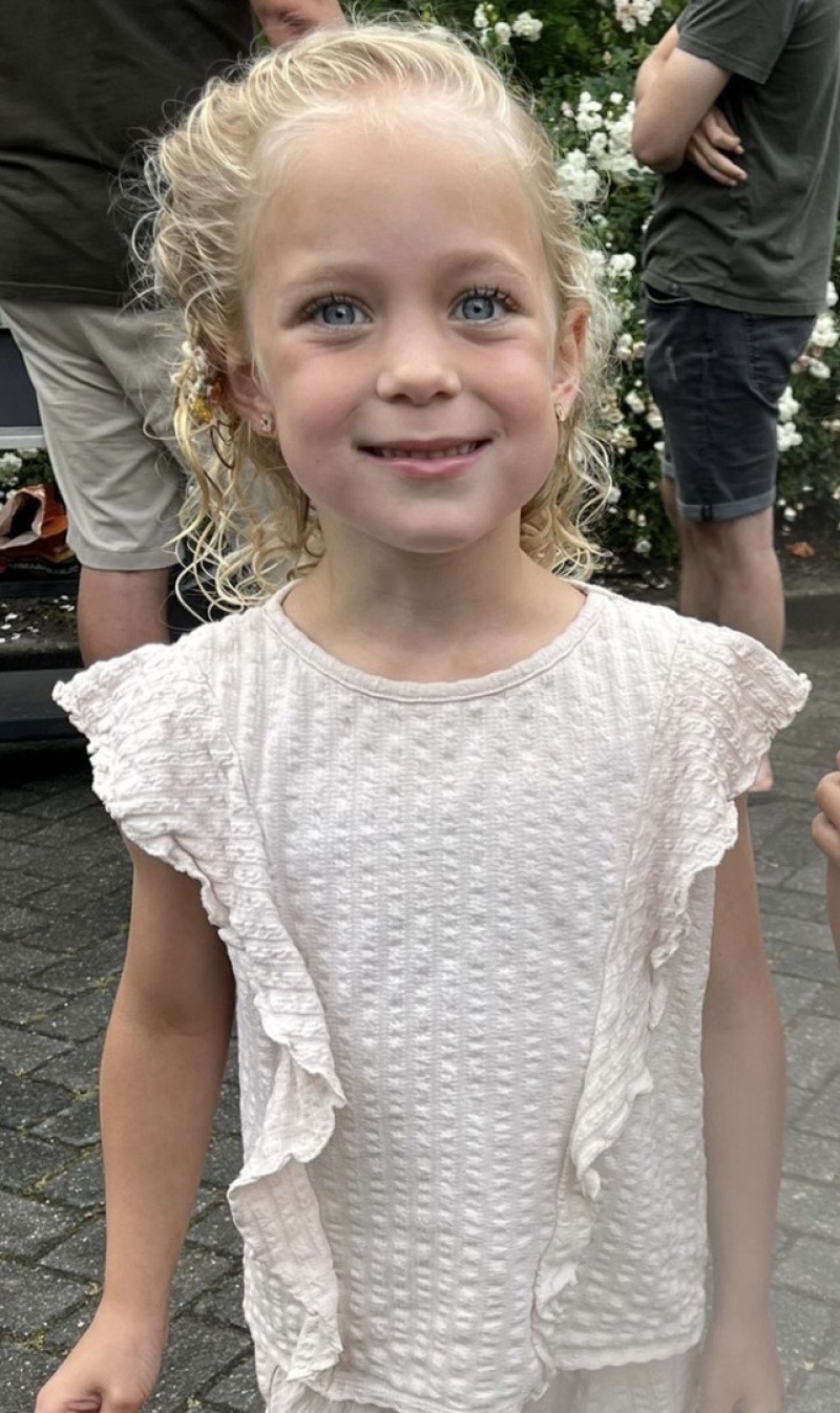 ZAZA Casting model ID: 25687