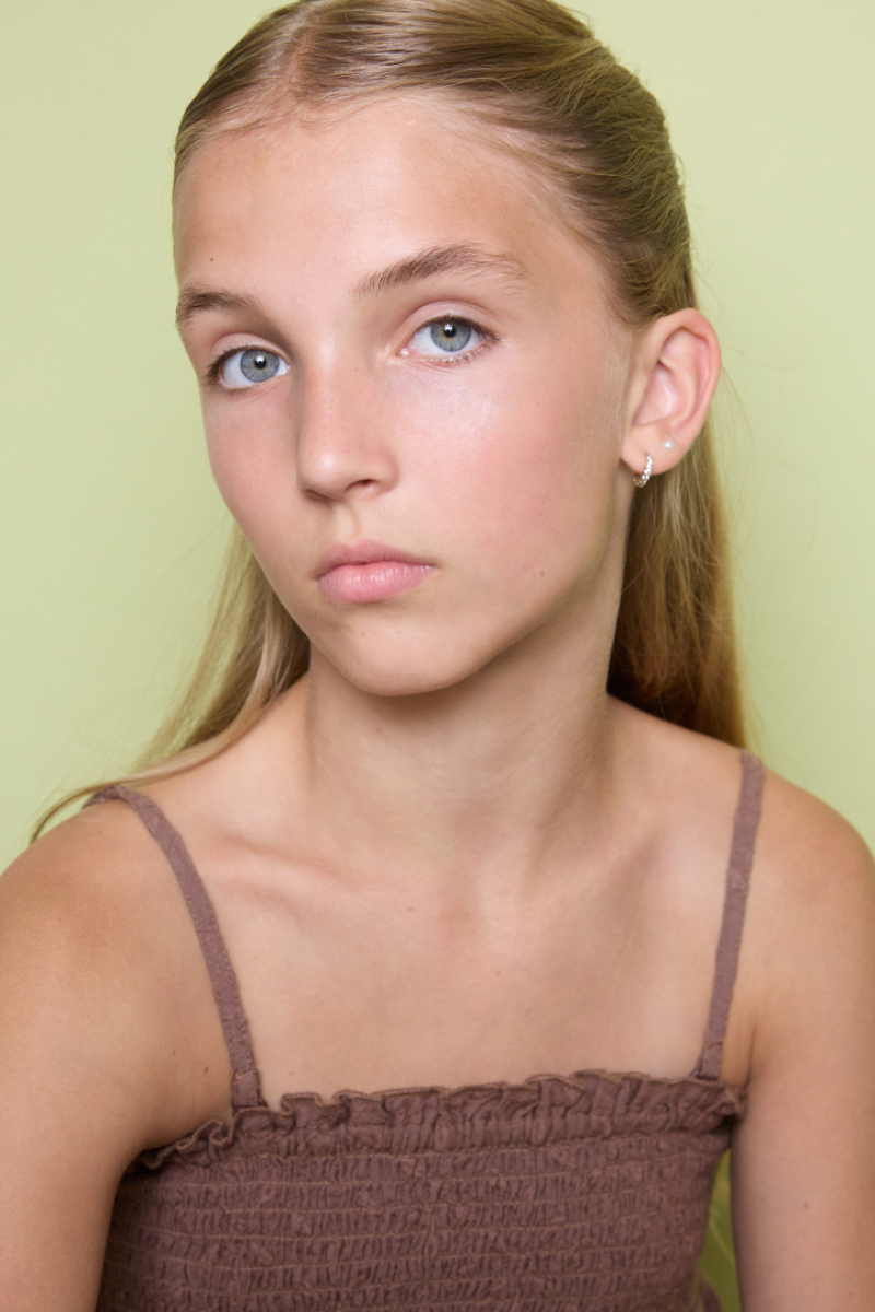ZAZA Casting model ID: 16482