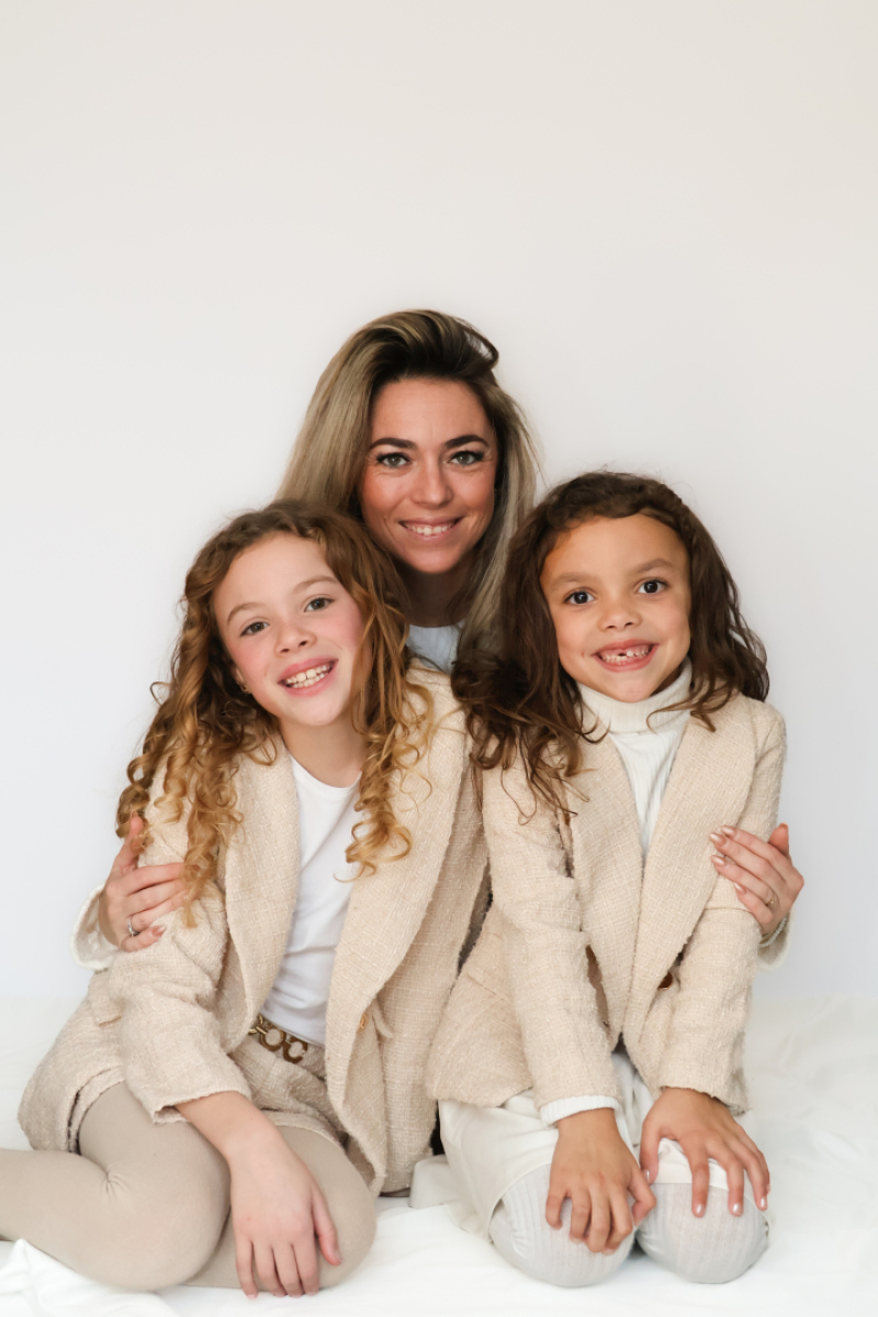 ZAZA Casting familie ID: 2031