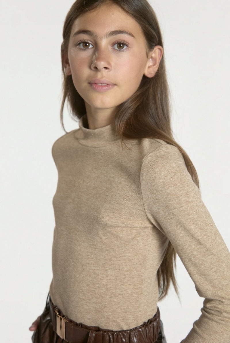 ZAZA Casting model ID: 18657