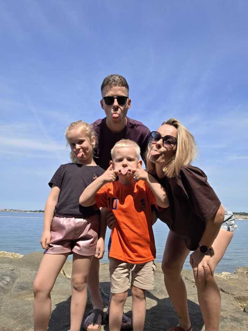 ZAZA Casting familie ID: 2023