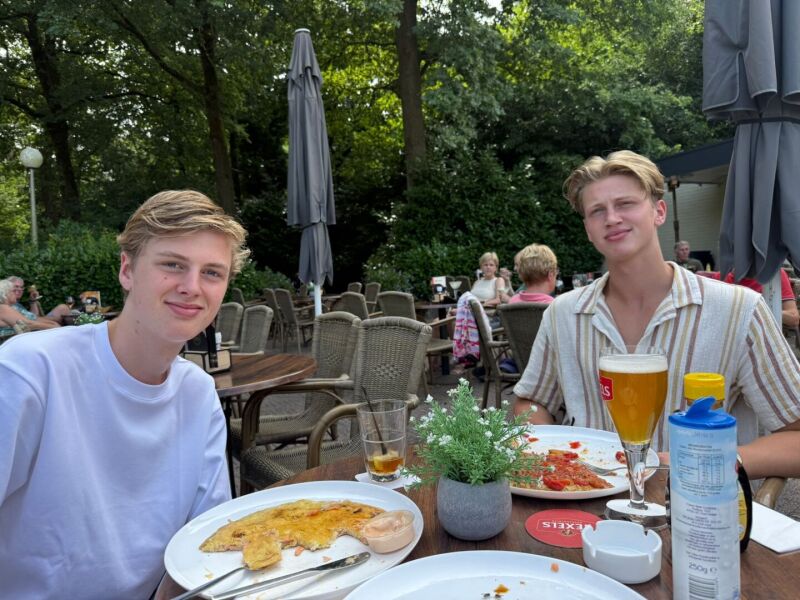 ZAZA Casting familie ID: 2038