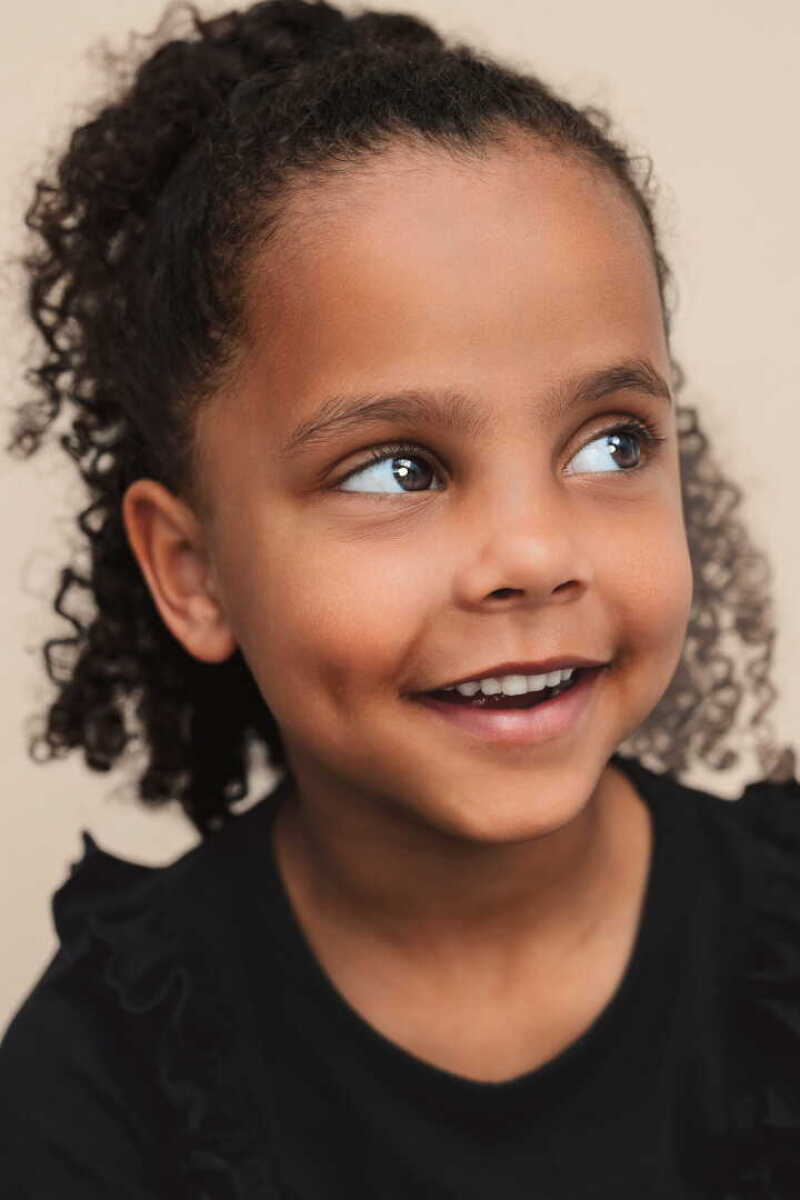 ZAZA Casting familie ID: 2003