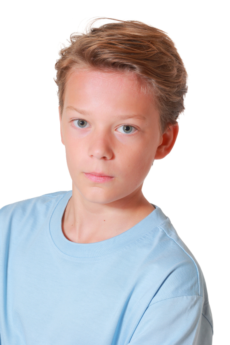 ZAZA Casting model ID: 28468
