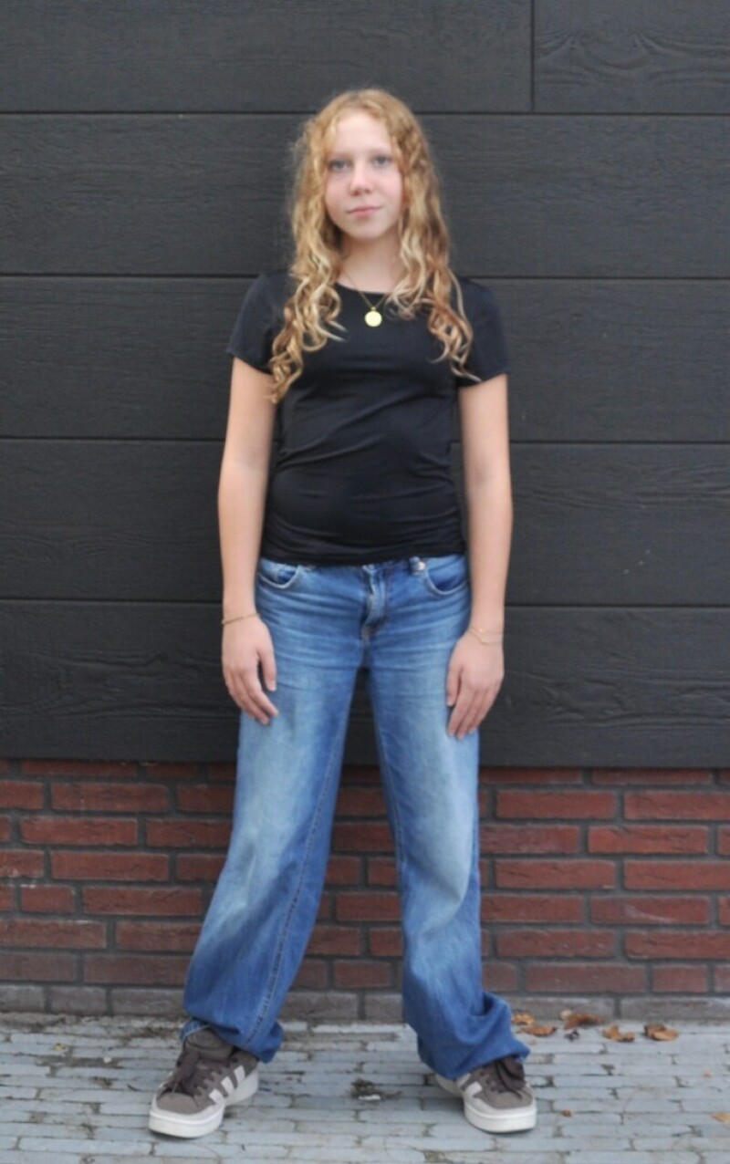 ZAZA Casting model ID: 28483