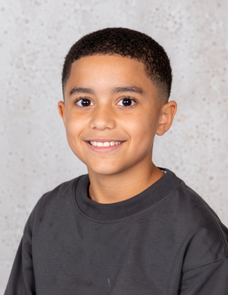ZAZA Casting model ID: 28488