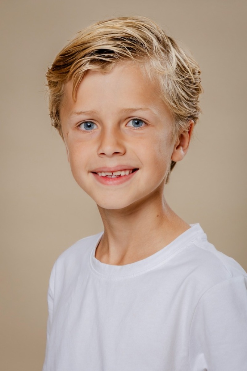 ZAZA Casting model ID: 25073