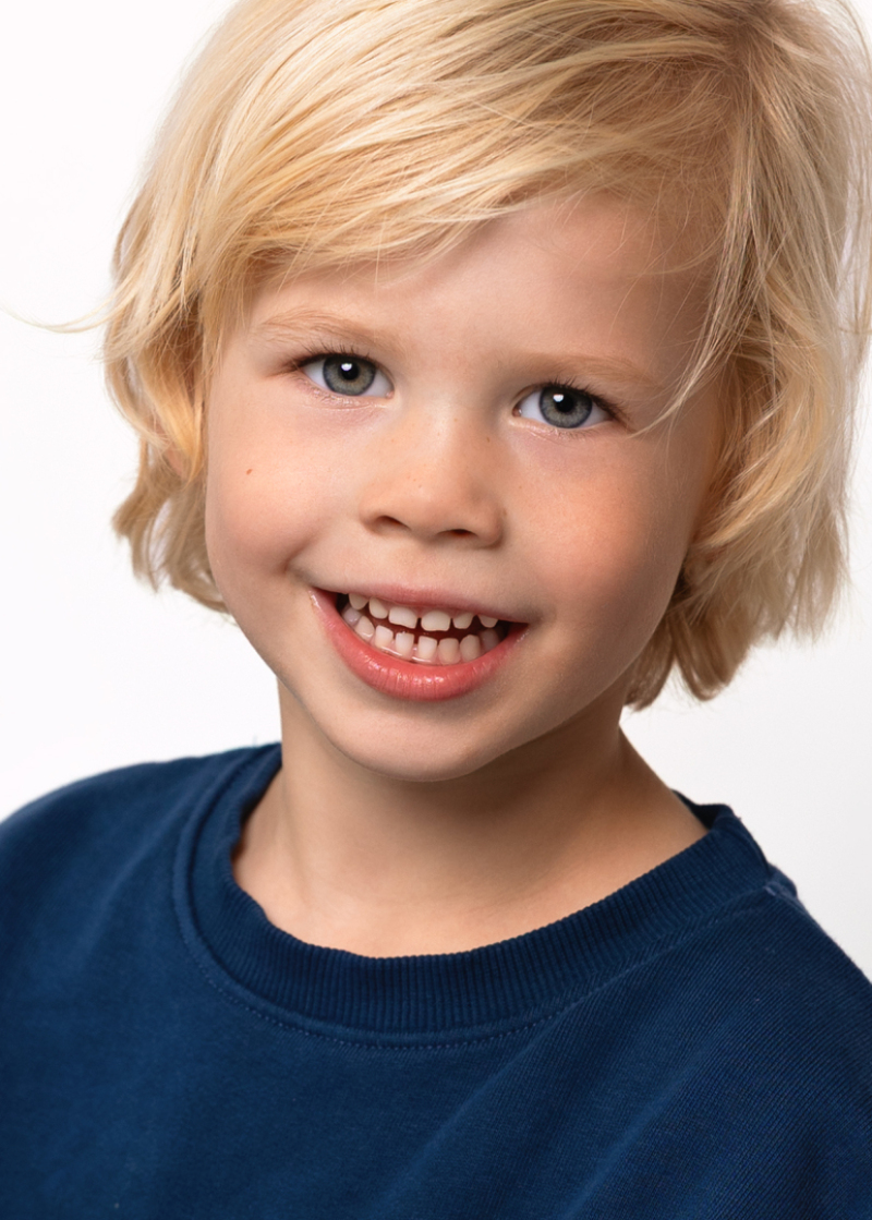 ZAZA Casting model ID: 26005