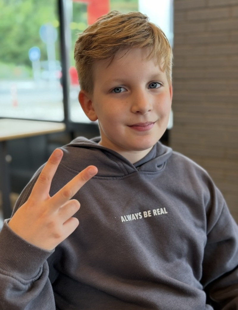ZAZA Casting familie ID: 2052