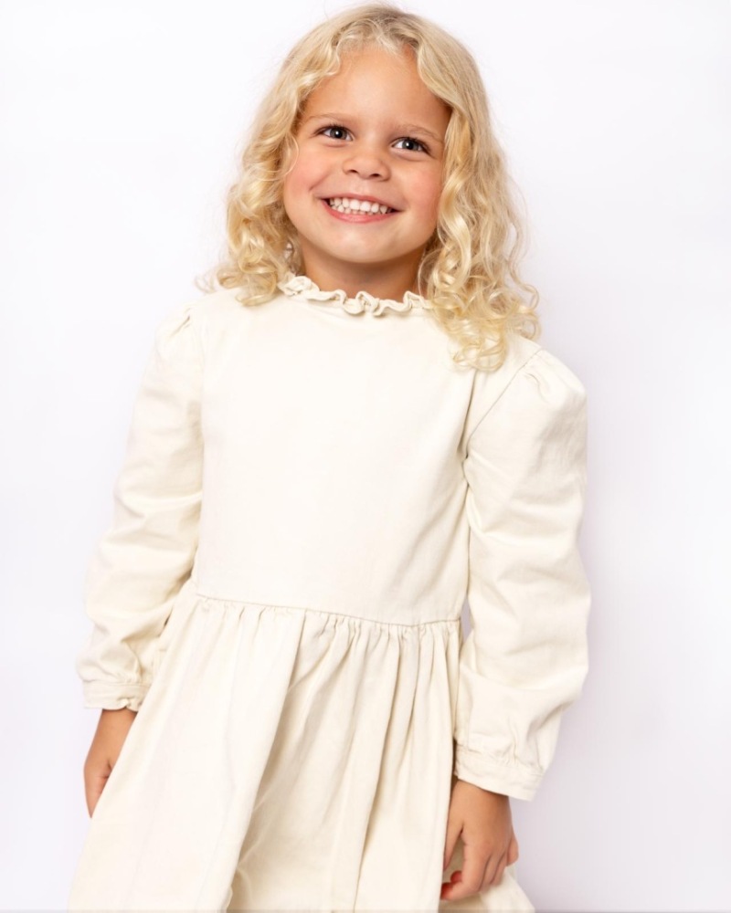 ZAZA Casting model ID: 24085